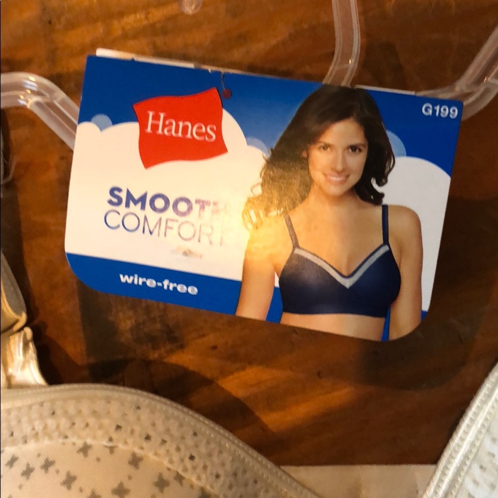 Hanes Smooth Comfort Bra - Picture 2 of 4